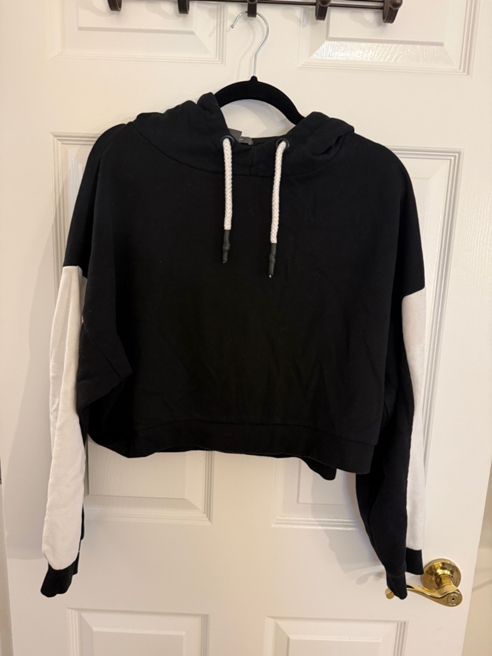 Primark Black Cropped Hoodie with White Sleeve Panels